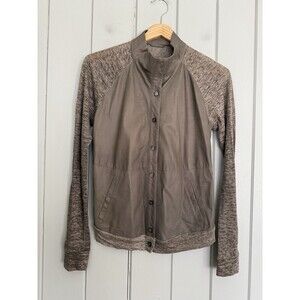 Women's Brogden Leather Front Top Gray Brown Button Front Linen